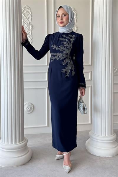 Taş Yaka Tüylü Kol Lacivert Abiye