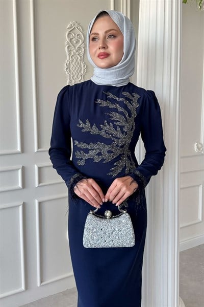 Tüy Detaylı Taşlı Lacivert Abiye