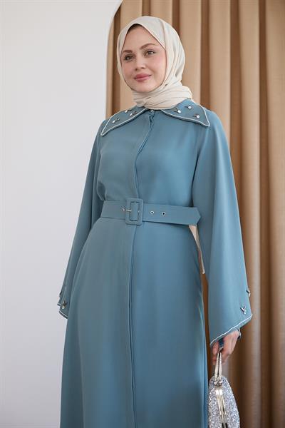 Üçgen Yaka Taşlı Mint Yeşili Abaya