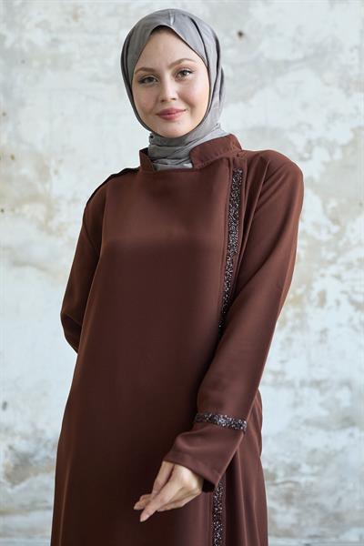 Yaka ve Ön Robası Taşlı Taba Ferace