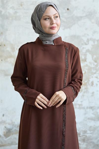 Yaka ve Ön Robası Taşlı Taba Ferace