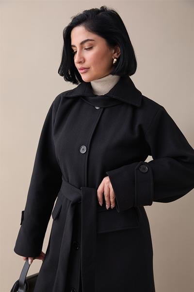 Yakası Apoletli Kapak Cep Siyah Kaşe Kaban