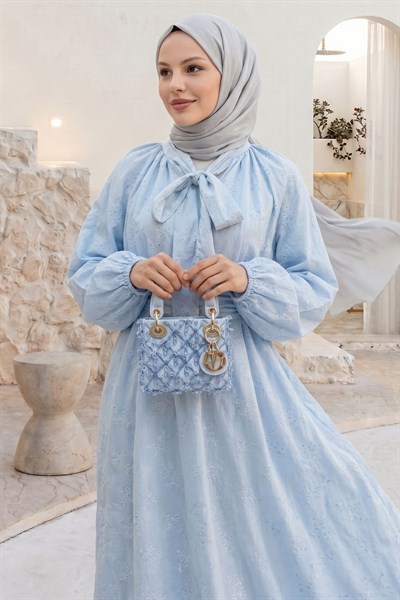Yakası Bağcıklı Kuşaklı Bebe Mavisi Elbise