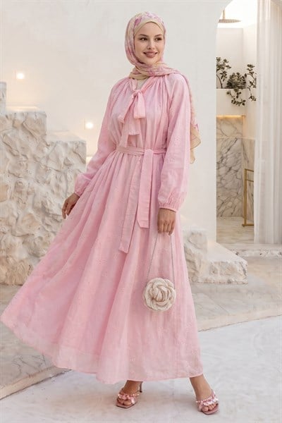 Yakası Bağcıklı Kuşaklı Pembe Elbise