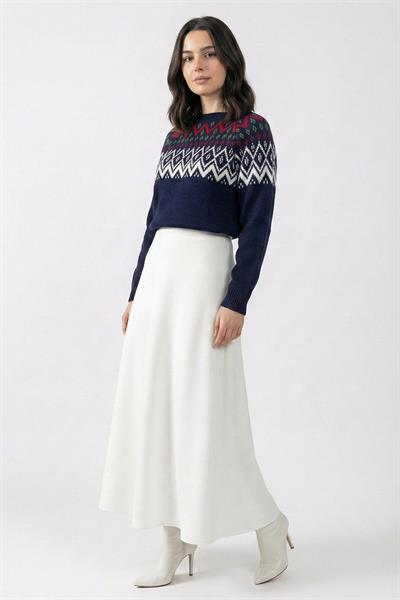 Yakası Desenli Lacivert Triko Kazak