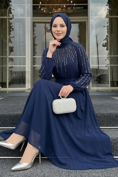 Yakası Kolları Taşlı Lacivert Abiye