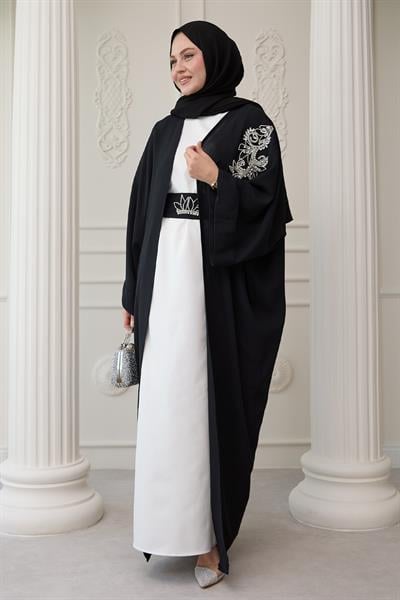 Yakası Taşlı Yarasa Kol Elbiseli Abaya Siyah