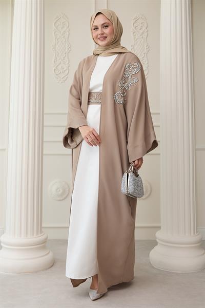 Yakası Taşlı Yarasa Kol Elbiseli Abaya Bej