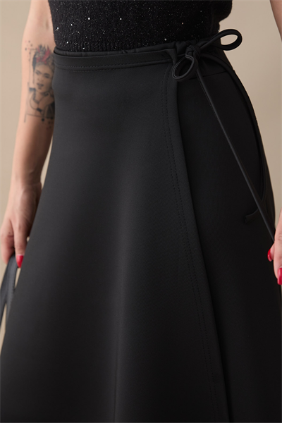 Yandan Bağlamalı Siyah Scuba Etek