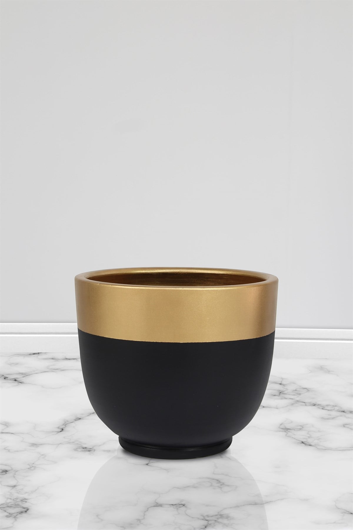 Terra Siyah 32cmx30cm Saksı