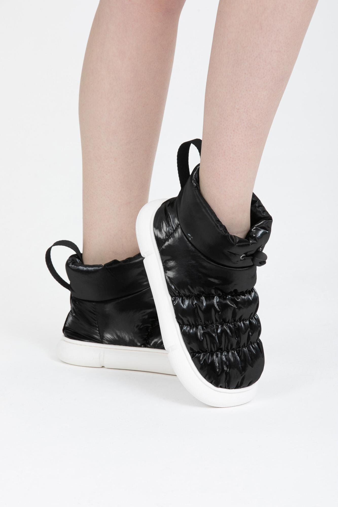 Letoon Ofis Comfort Kadın Siyah Beyaz Ev İş Botu