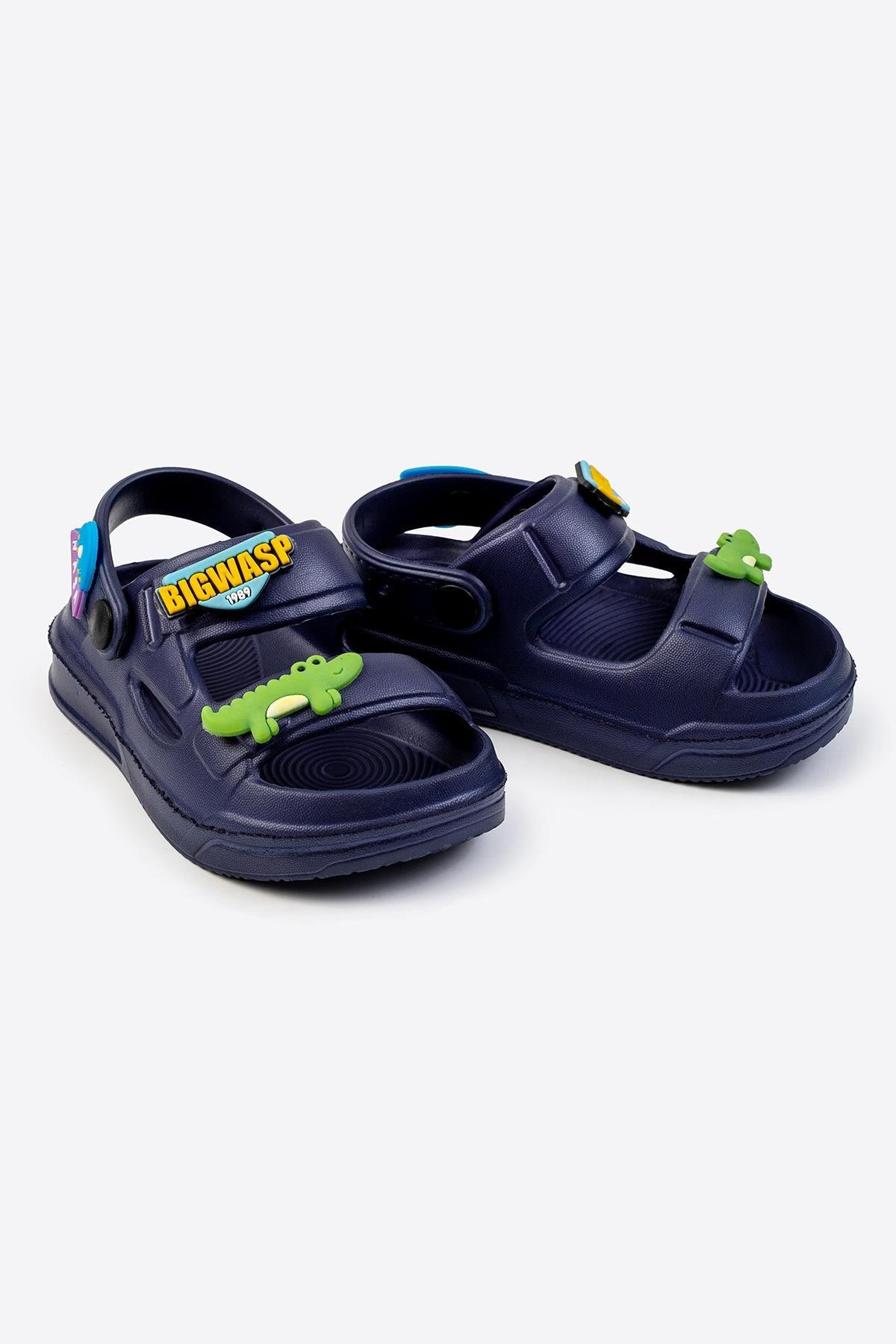 Çocuk Yazlık Lacivert Terlik – Sevimli  Aksesuarlı, Hafif ve Kaymaz Tabanlı Çocuk Yazlık Lacivert Terlik – Sevimli  Aksesuarlı, Hafif ve Kaymaz Tabanlı 