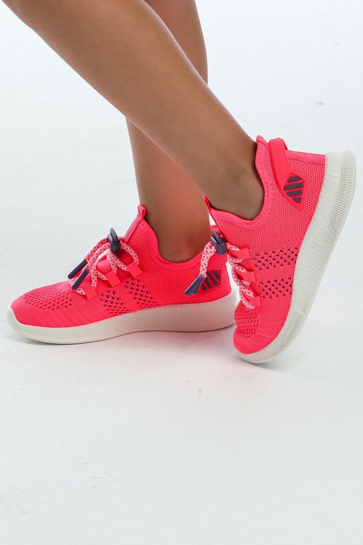 Letoon 2103KIDS Unisex Fuşya Triko AyakkabıLetoon 2103KIDS Unisex Fuşya Triko Ayakkabı
