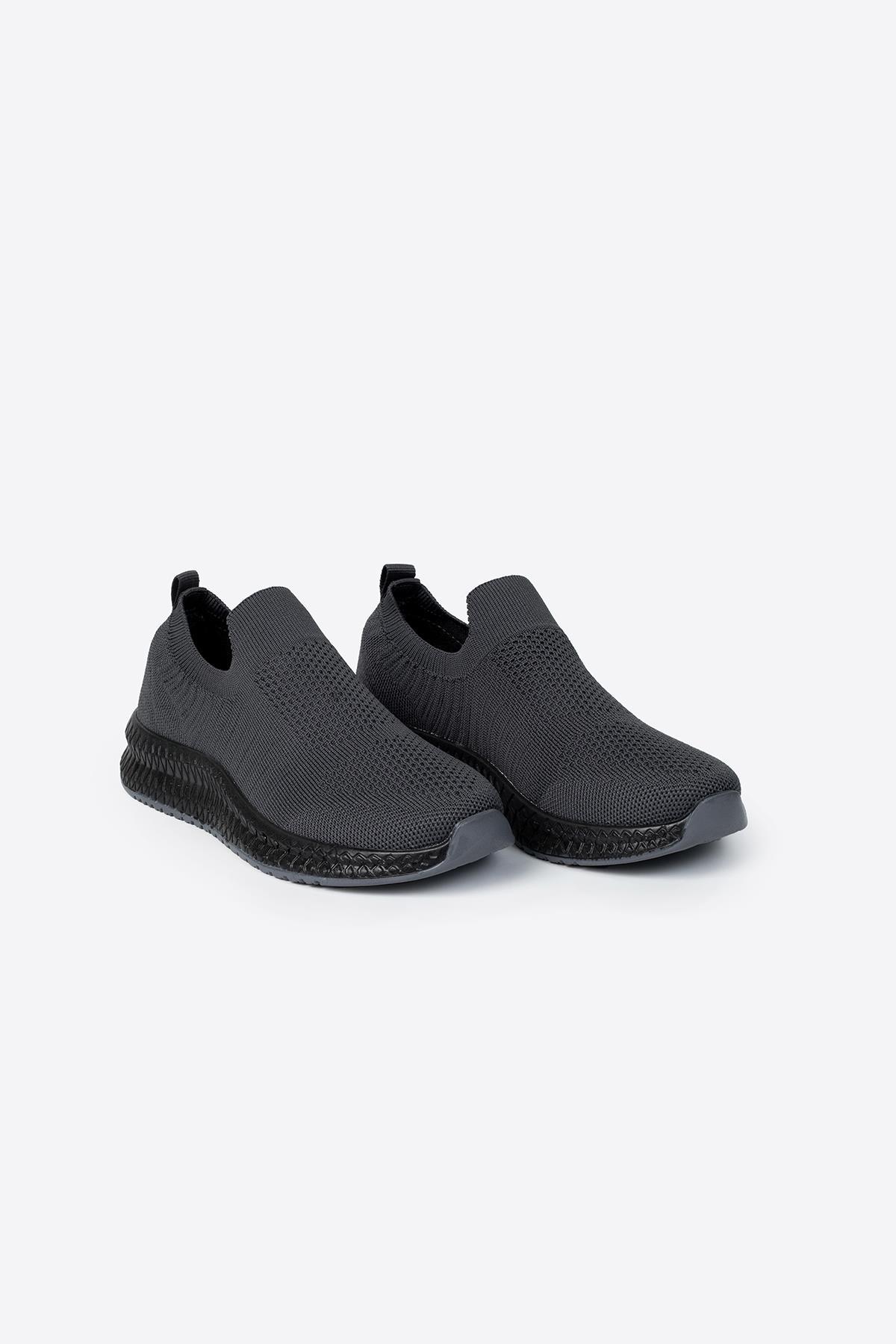 Letoon Aqua Unısex Füme Siyah Unisex Spor AyakkabıLetoon Aqua Unısex Füme Siyah Unisex Spor Ayakkabı