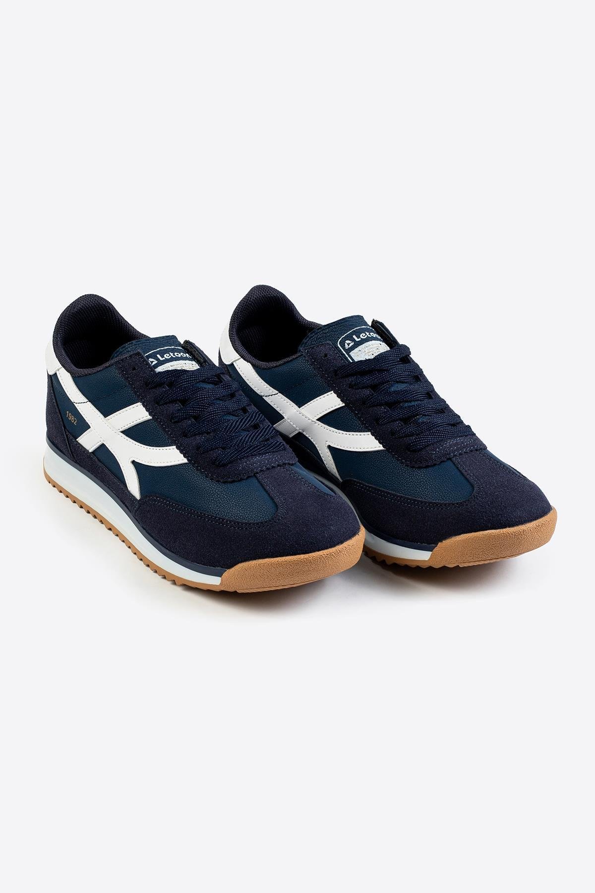 Letoon Retro Şerit Detaylı Lacivert SneakerLetoon Retro Şerit Detaylı Lacivert Sneaker