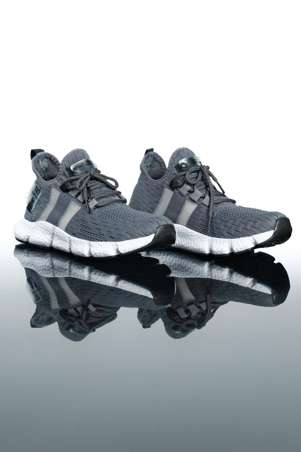 Letoon Te7 Unisex Füme Spor AyakkabıLetoon Te7 Unisex Füme Spor Ayakkabı