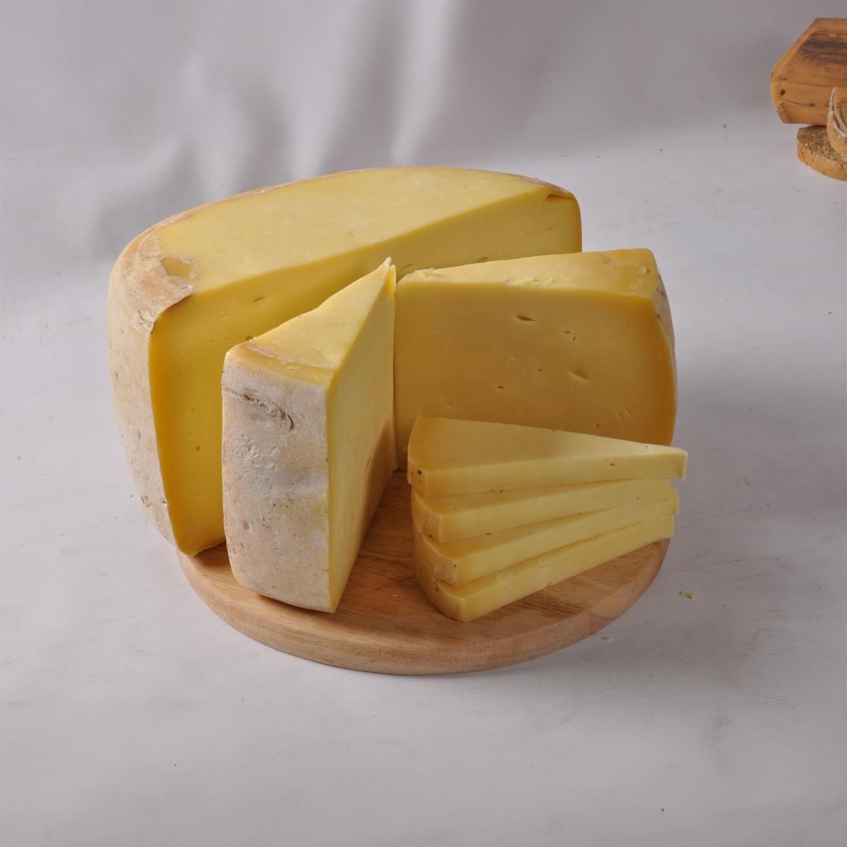 Eski Kaşar Peyniri (300 g.)