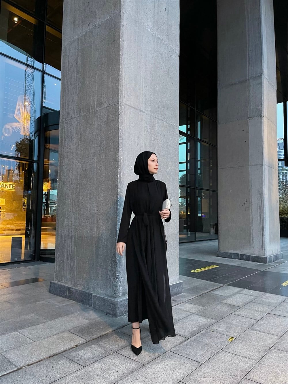 Şifon Detaylı Elbise Siyah