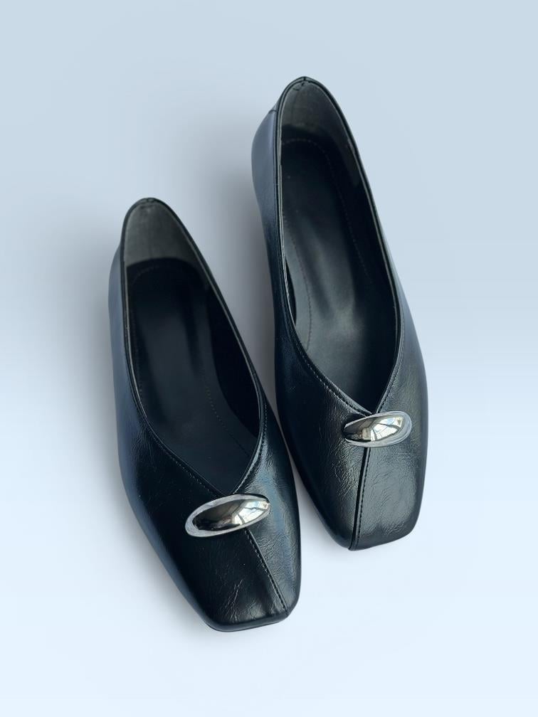 Noya Siyah Tokalı Babet