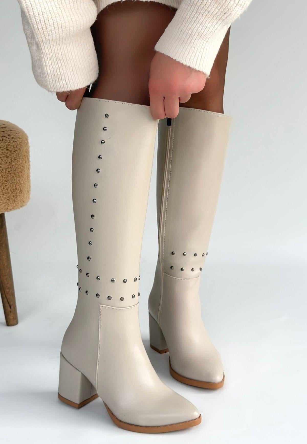 Tiyan Bej Cilt Topuklu Çizme