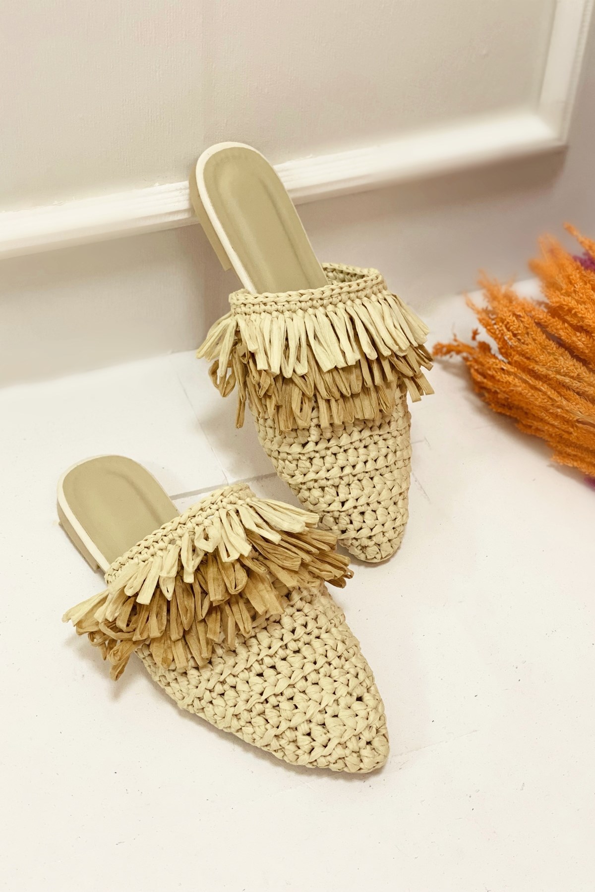 Toms Bej Örgü Taba Püskül Detaylı Terlik
