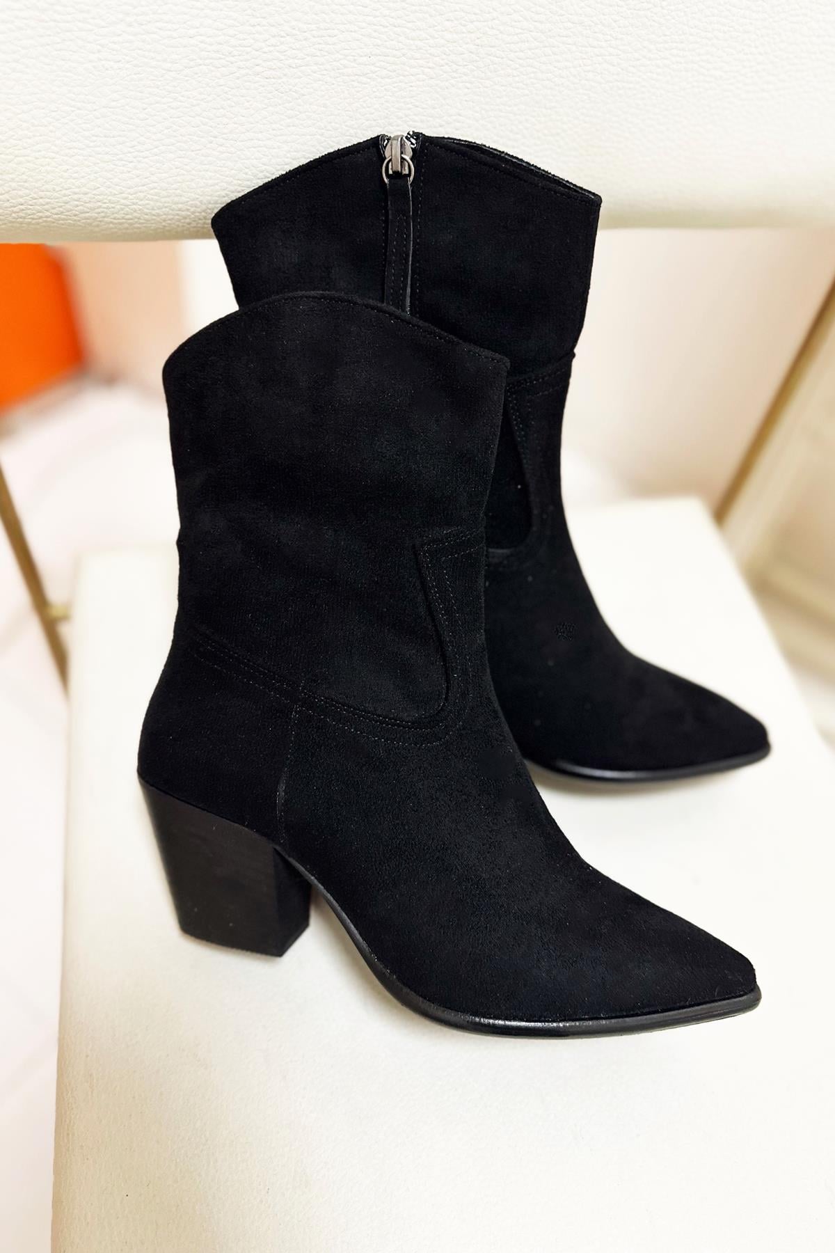 Wozo Siyah Süet Topuklu Bot 