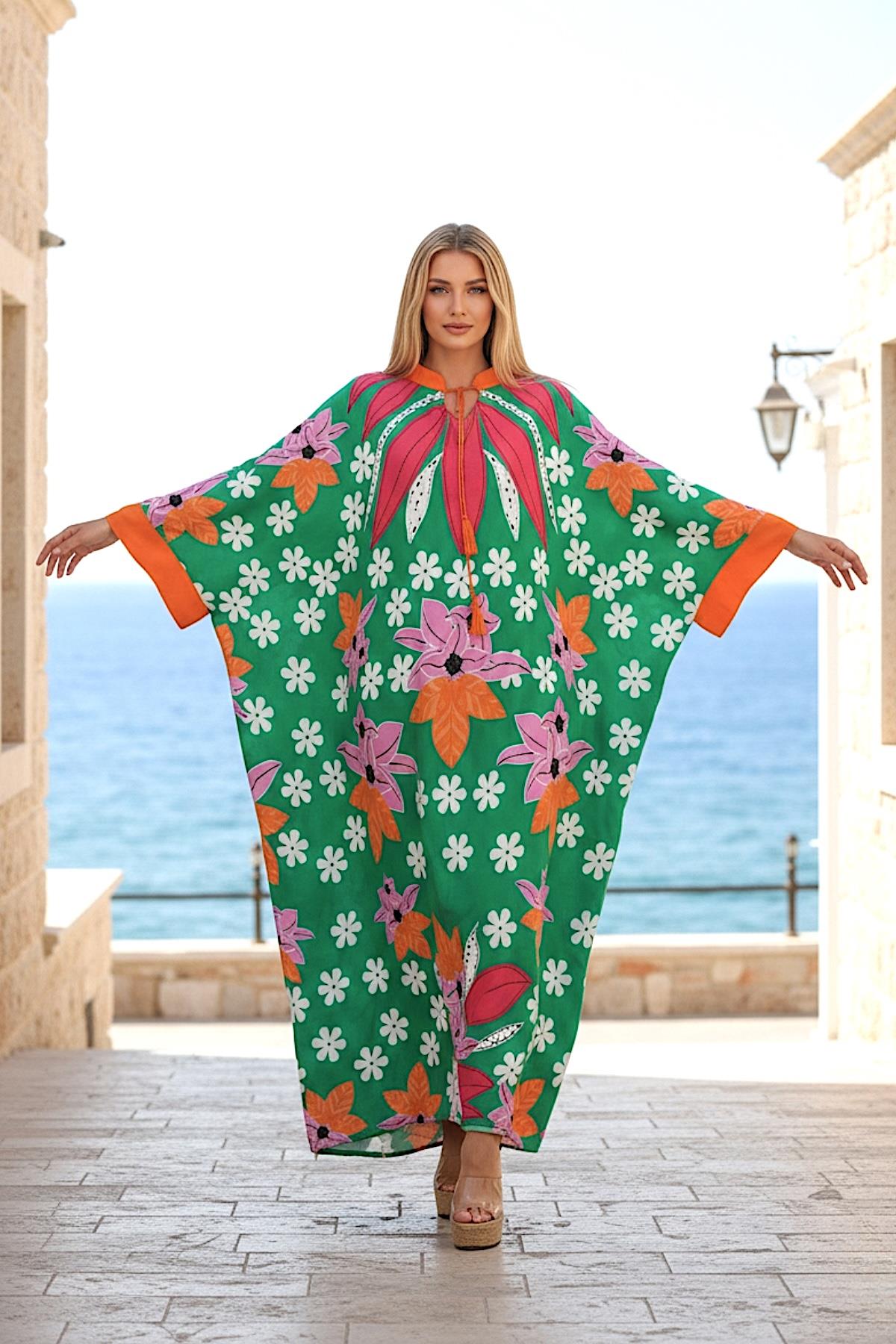 Yeşil Çiçekli Sıfır Yaka Yarasa Kollu Oversize Uzun Elbise