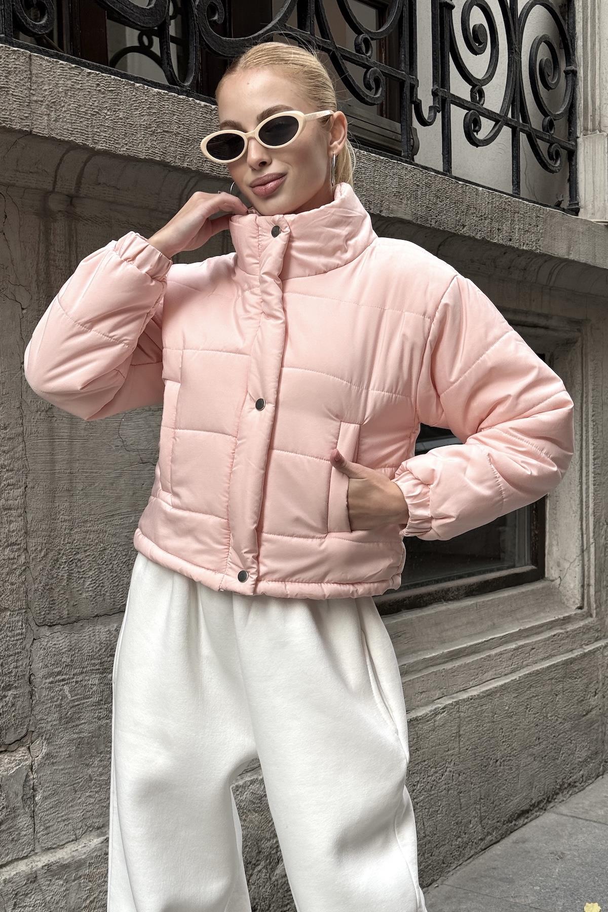 معطف قصير قابل للنفخ أسود بياقة قصيرة قابلة للنفخ مع سحاب بياقة قصيرة مع سحاب قفل قفل المفاجئة