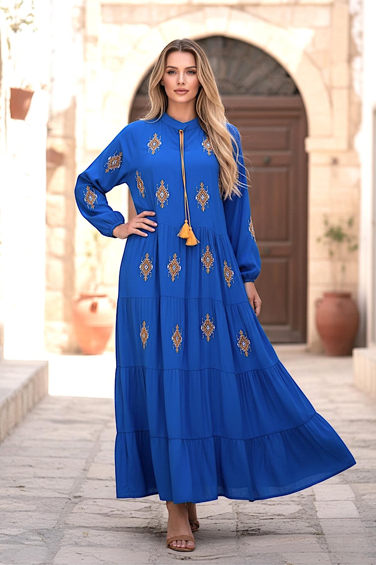 Saks Mavi Önü ve Kolları Otantik Nakışlı Eteği Kat Kat Uzun Elbise