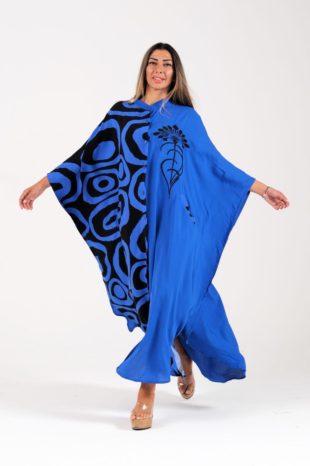 ساكس فستان طويل بياقة صفر أزرق فستان طويل بياقة صفر مزخرف ومطرز بجيب مطرز ومزخرف