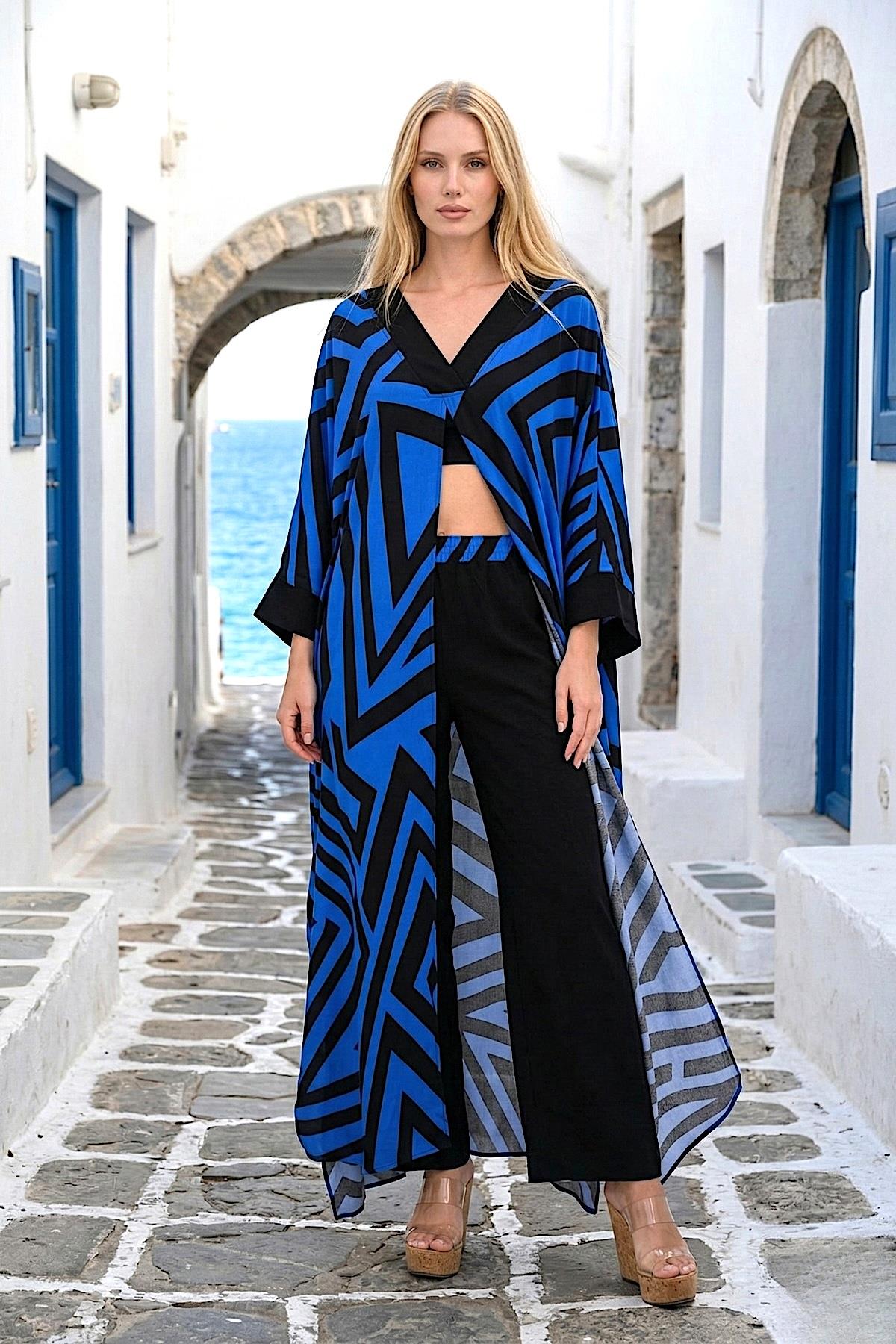 Saks Mavi Siyah Desenli V Yaka Önden Yırtmaçlı Cepli Tunik Pantolon İkili Takım