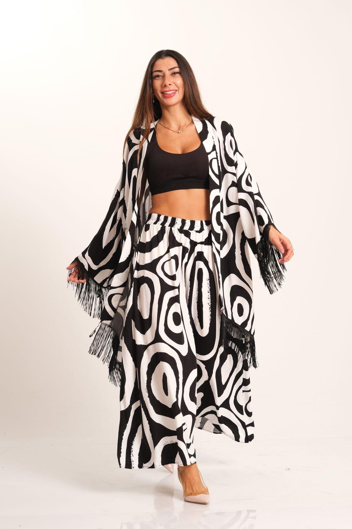 Siyah Desenli Gömleği Püsküllü Gömlek Pantolon Takım