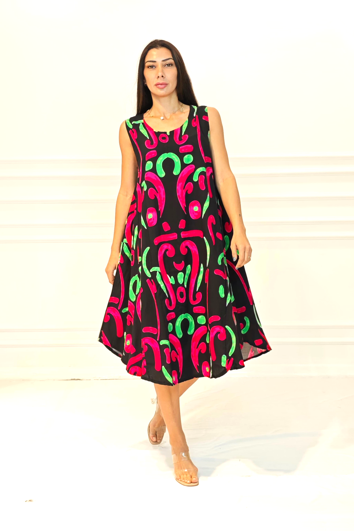 Siyah Desenli U Yaka Askılı Midi Elbise