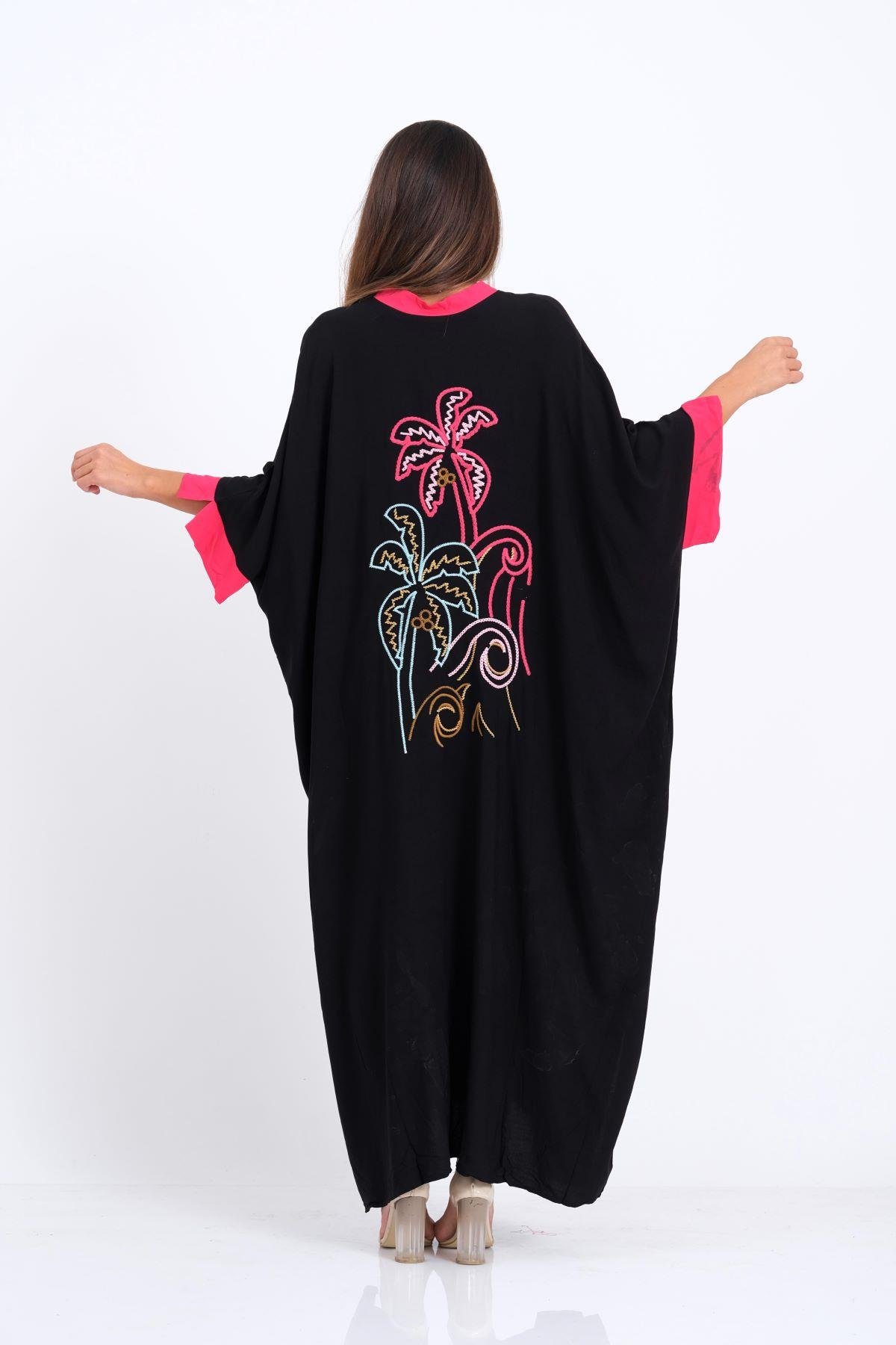 Siyah Sırtı Palmiye Nakışlı Yarasa Kol Oversize Uzun Elbise