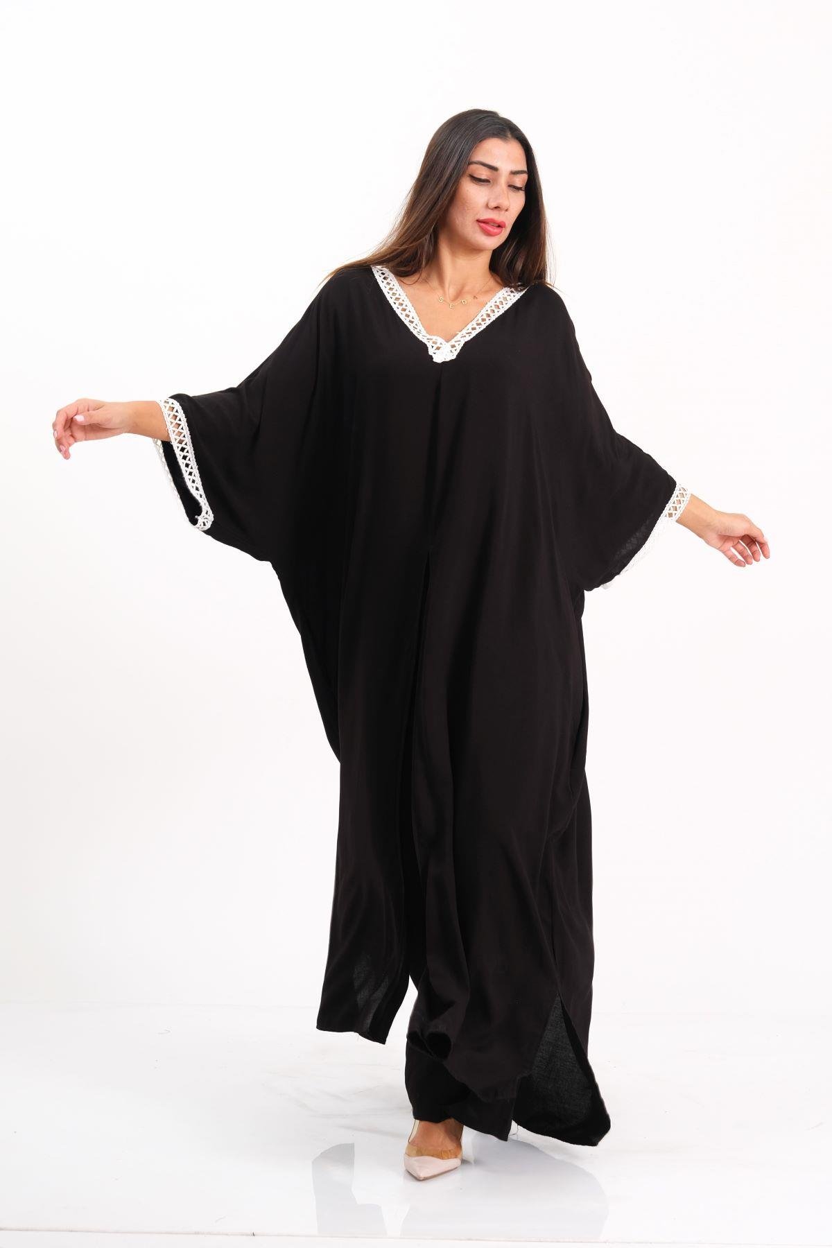 Siyah V Yaka Dantel Detaylı Önden Yırtmaçlı Cepli Tunik Pantolon İkili Takım