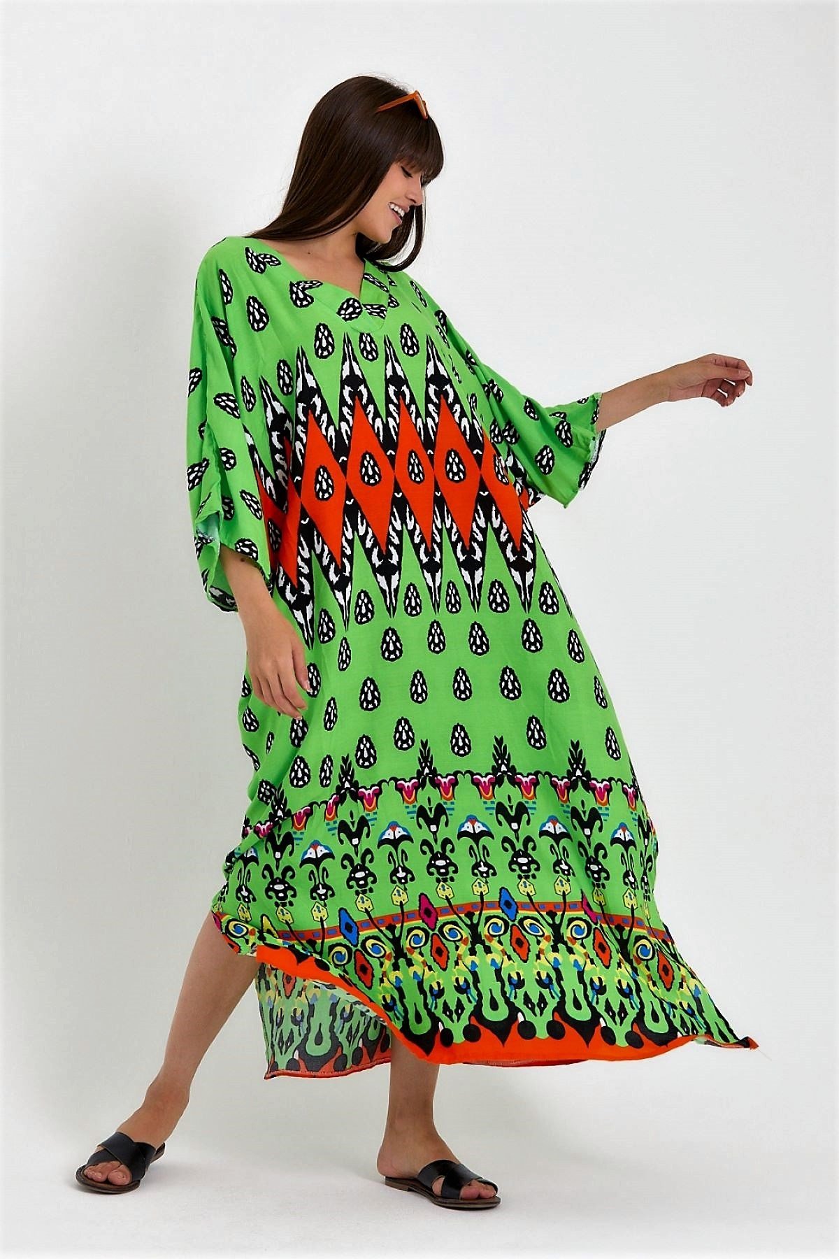 Yeşil Turuncu Desenli V Yaka Yarasa Kol Oversize Uzun Elbise