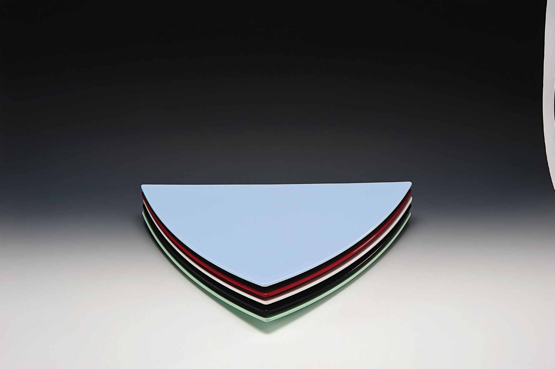 ÜÇGEN MELAMİN TEŞHİR