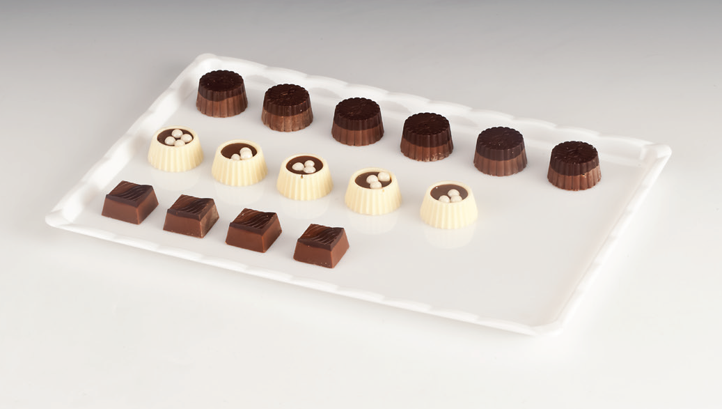 POLYCARBONAT ÇİKOLATA TEŞHİR    20*30 BEYAZ