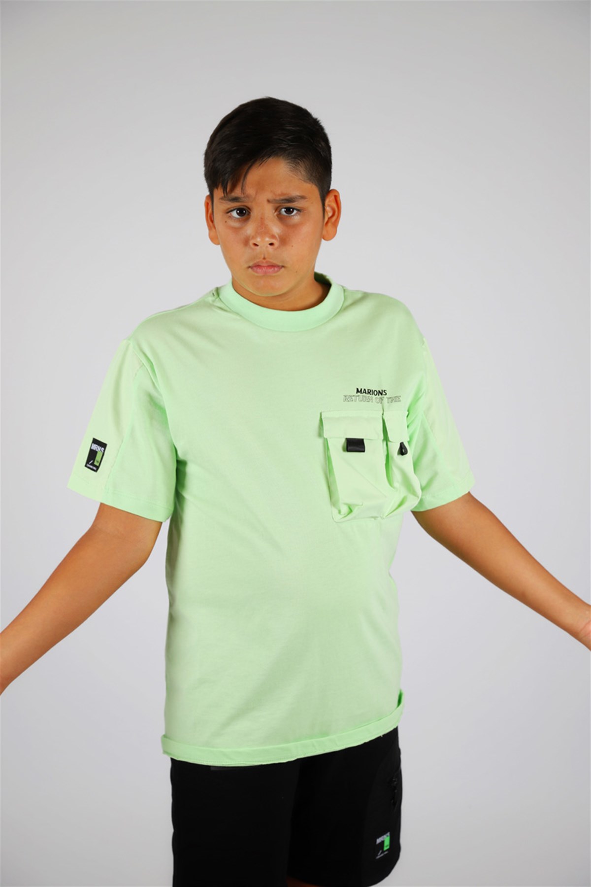 Retour basic shirt sale