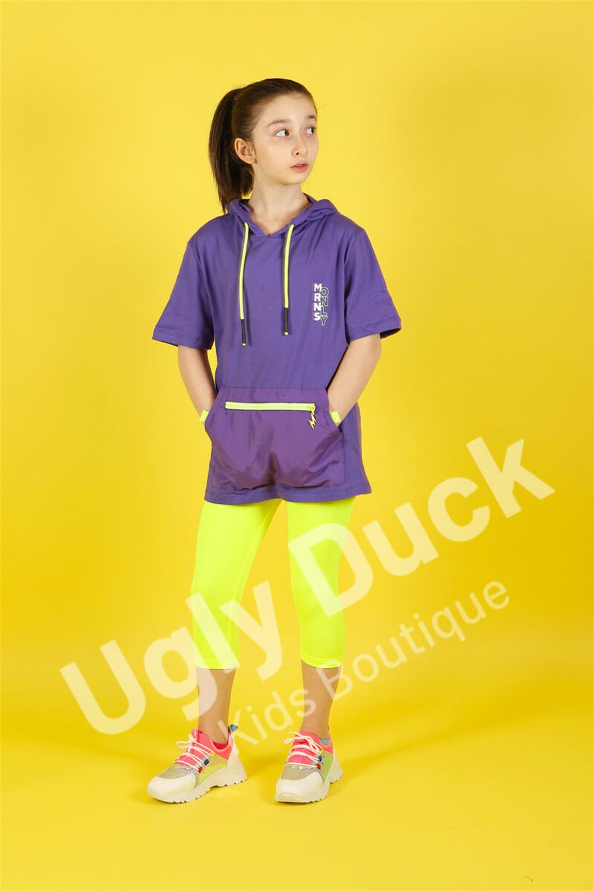 Kız Çocuk Önü Cepli Kapşonlu Mor Tişört - Ugly Duck