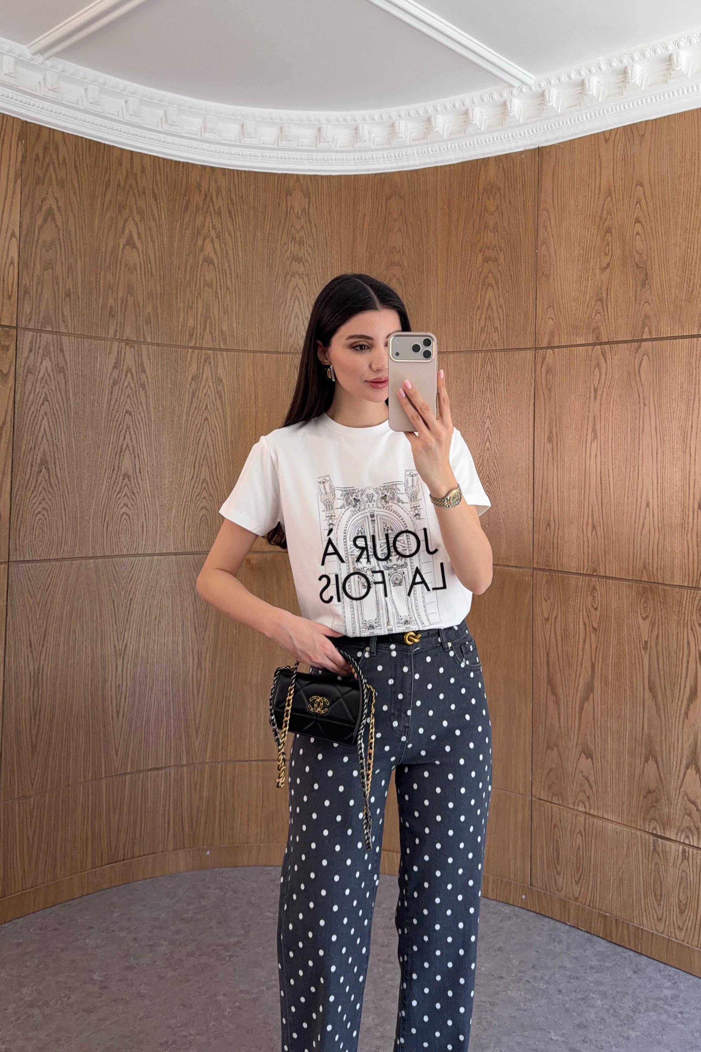 Jour A La Fois Beyaz Tshirt