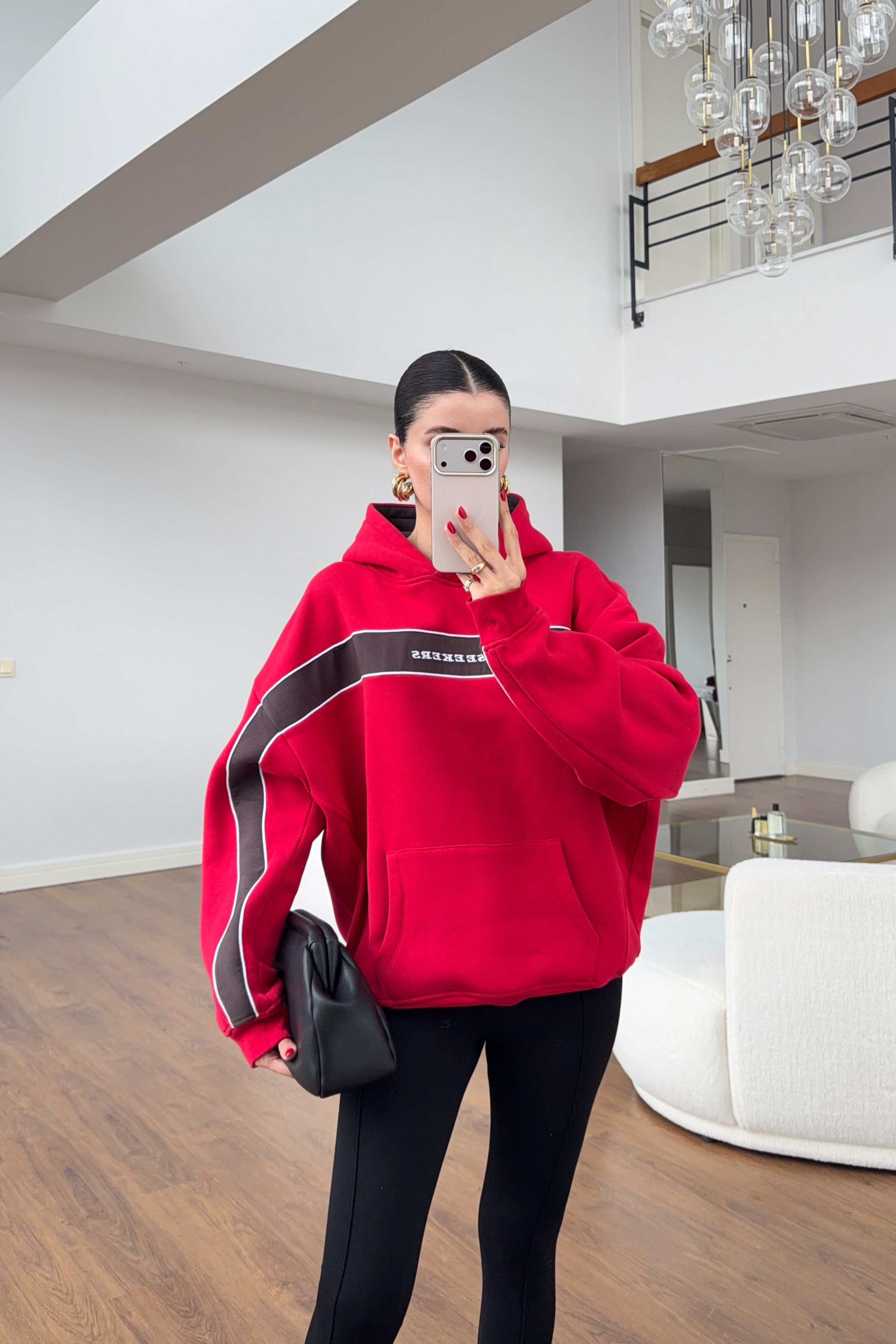 Kırmızı Şeritli Kanguru Sweatshirt