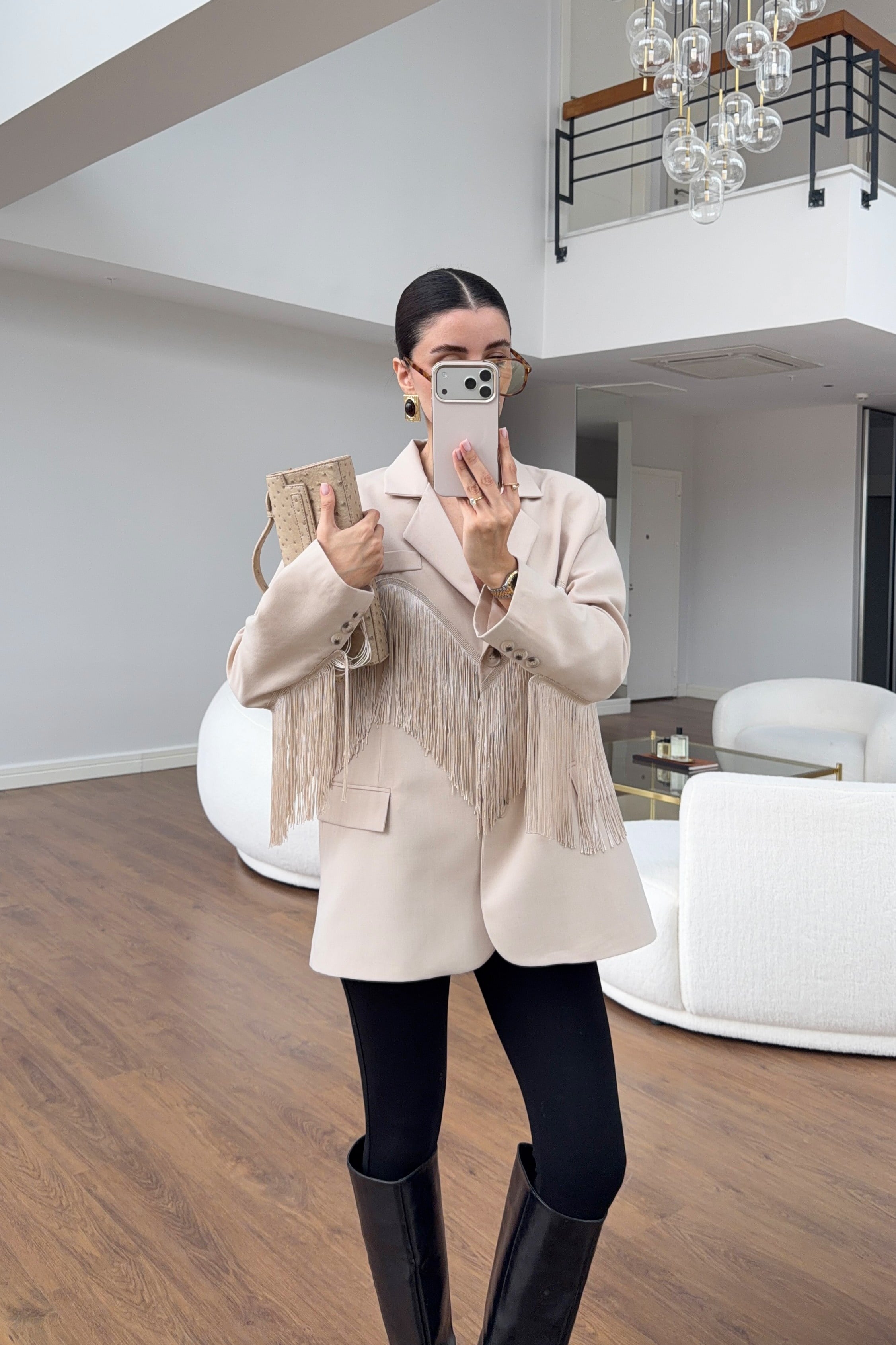 Krem Püskül Detaylı Oversize Blazer Ceket