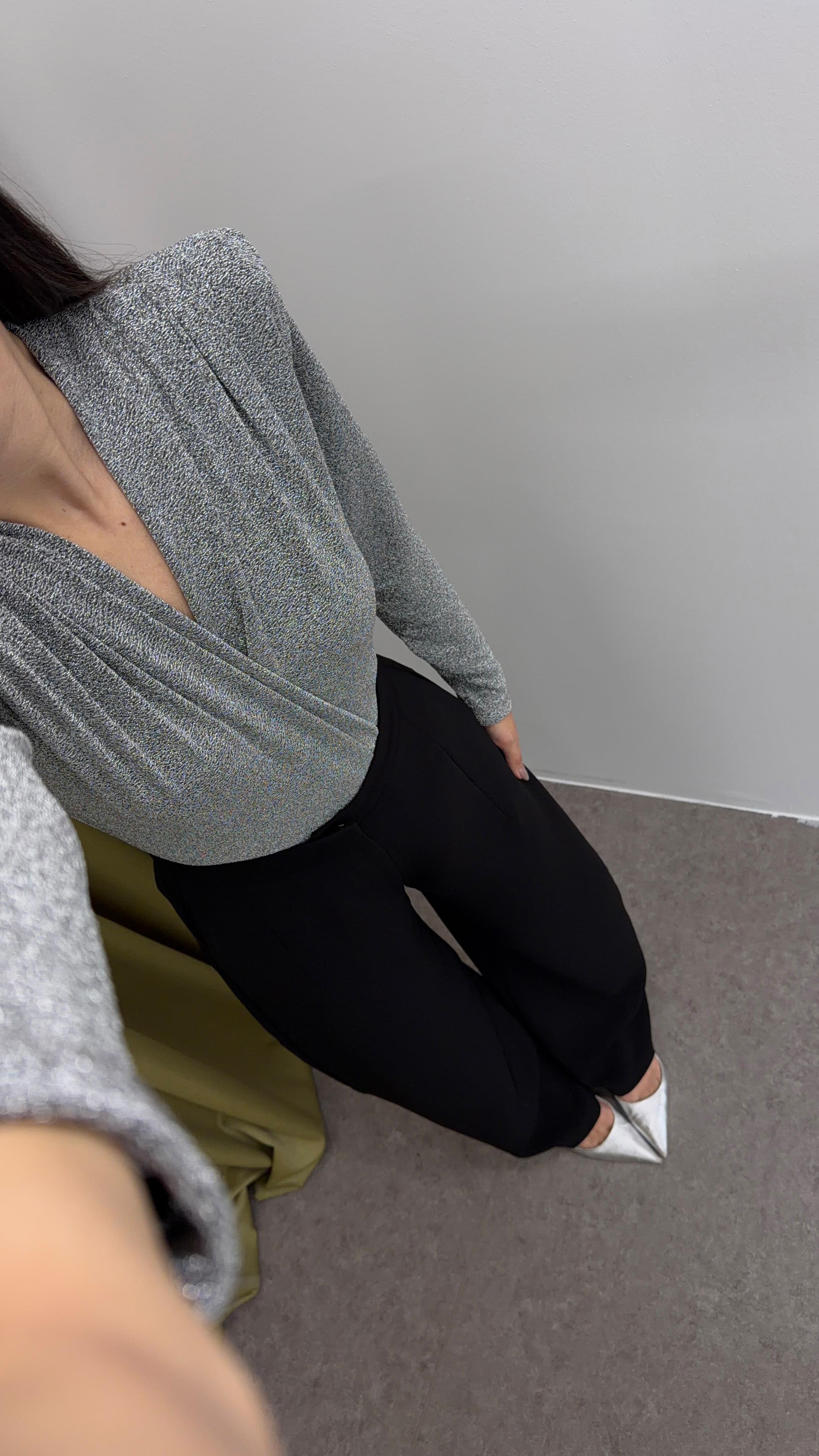 Kruvaze Simli Gümüş Bodysuit