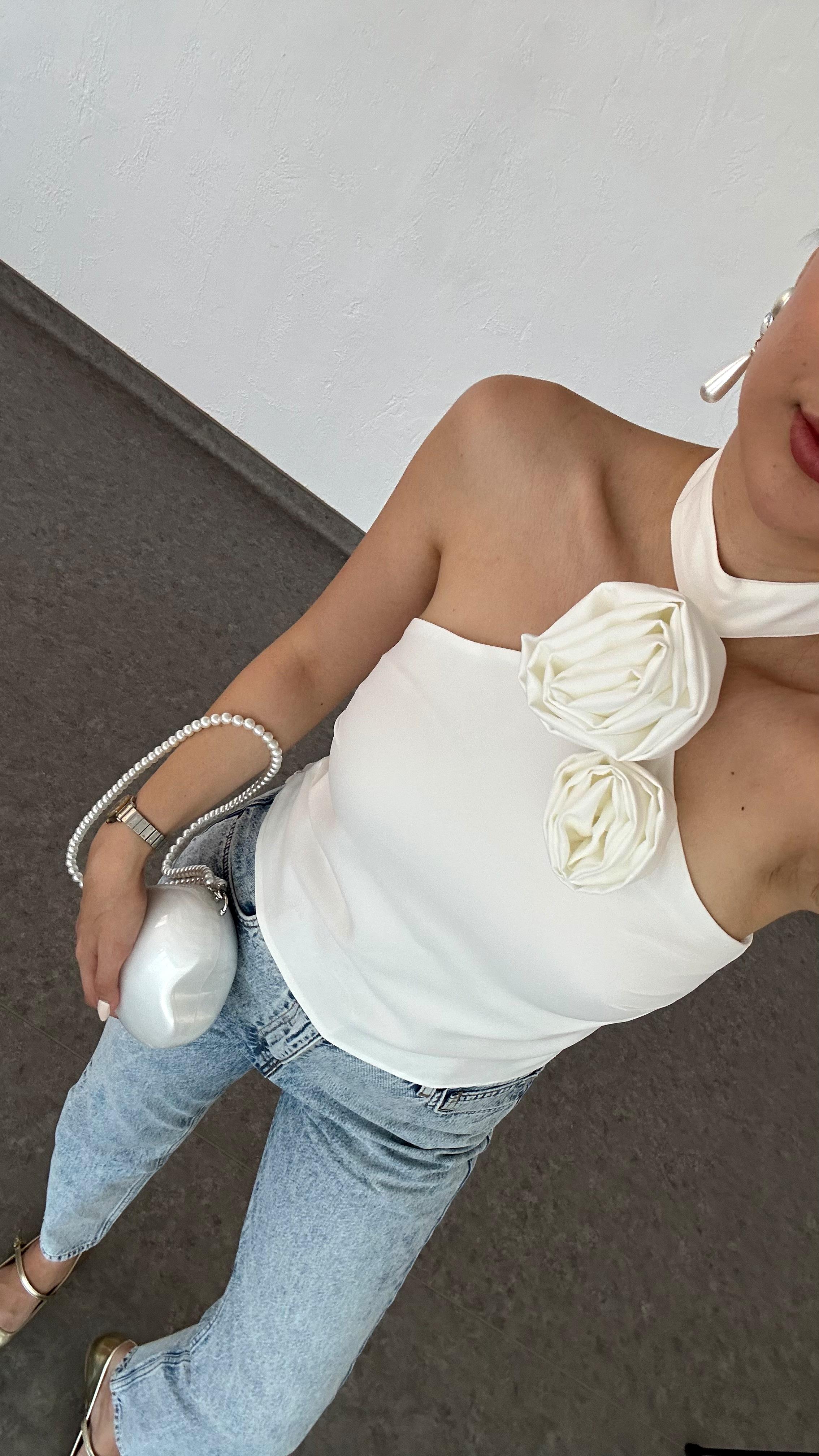 Neckholder Beyaz Top