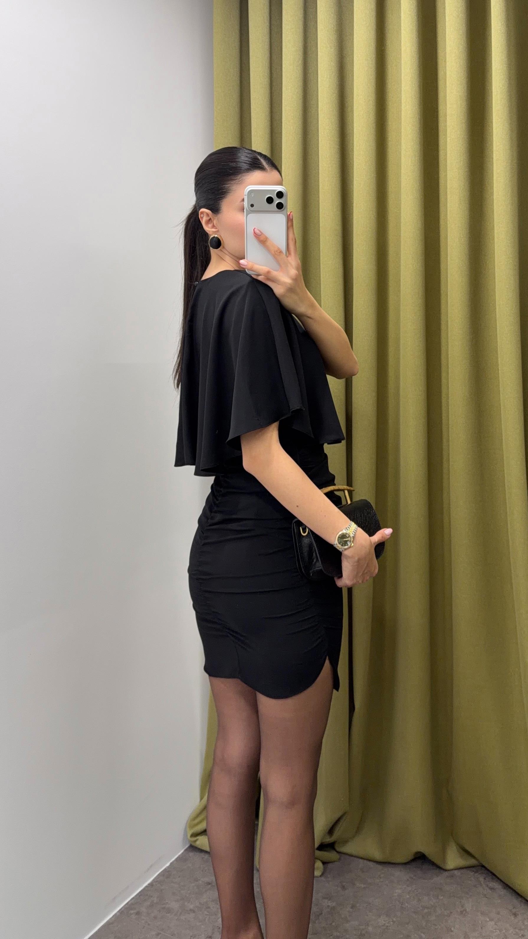 Pelerinli Siyah Mini Elbise