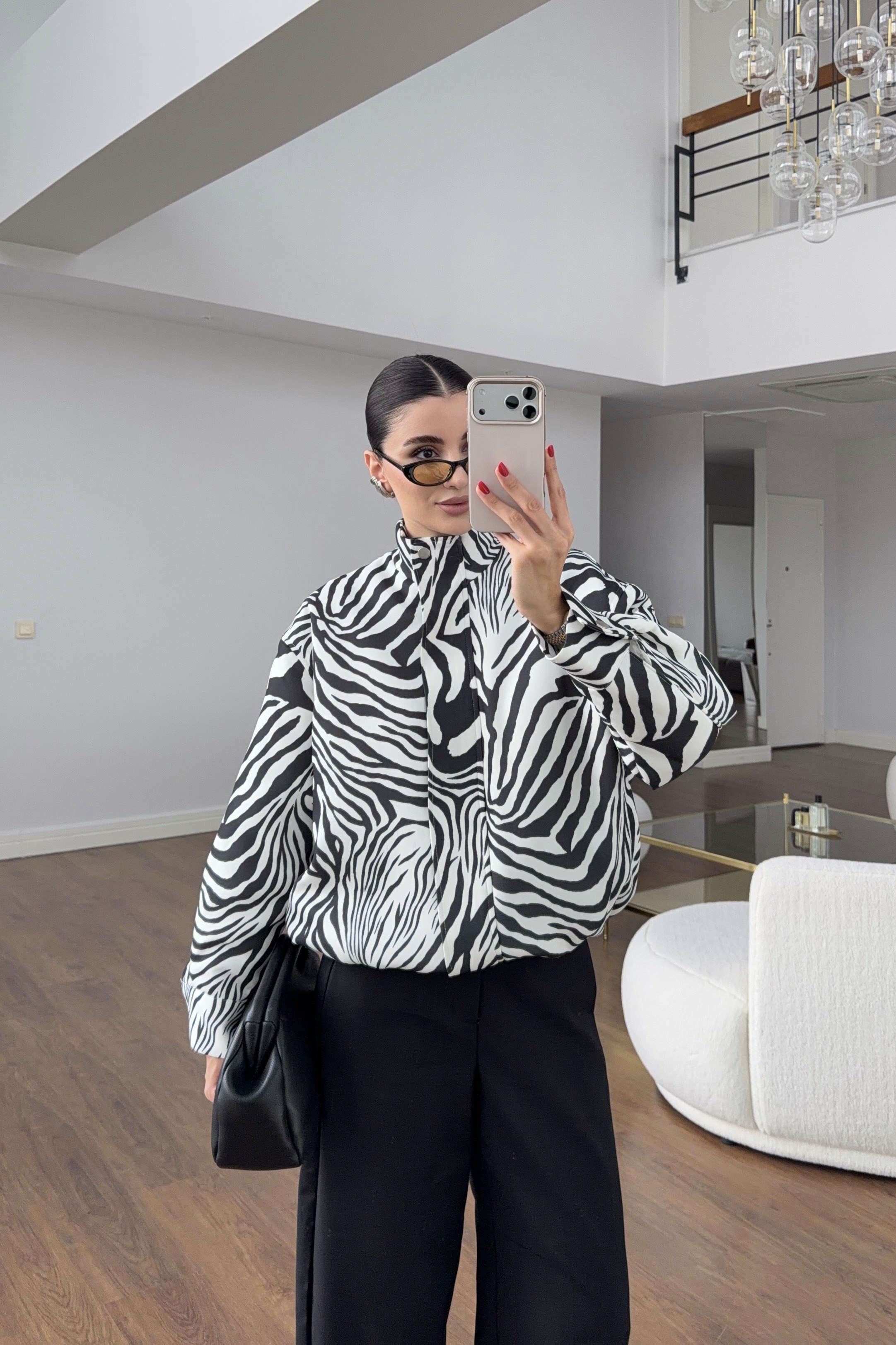 Zebra Bomber Mont