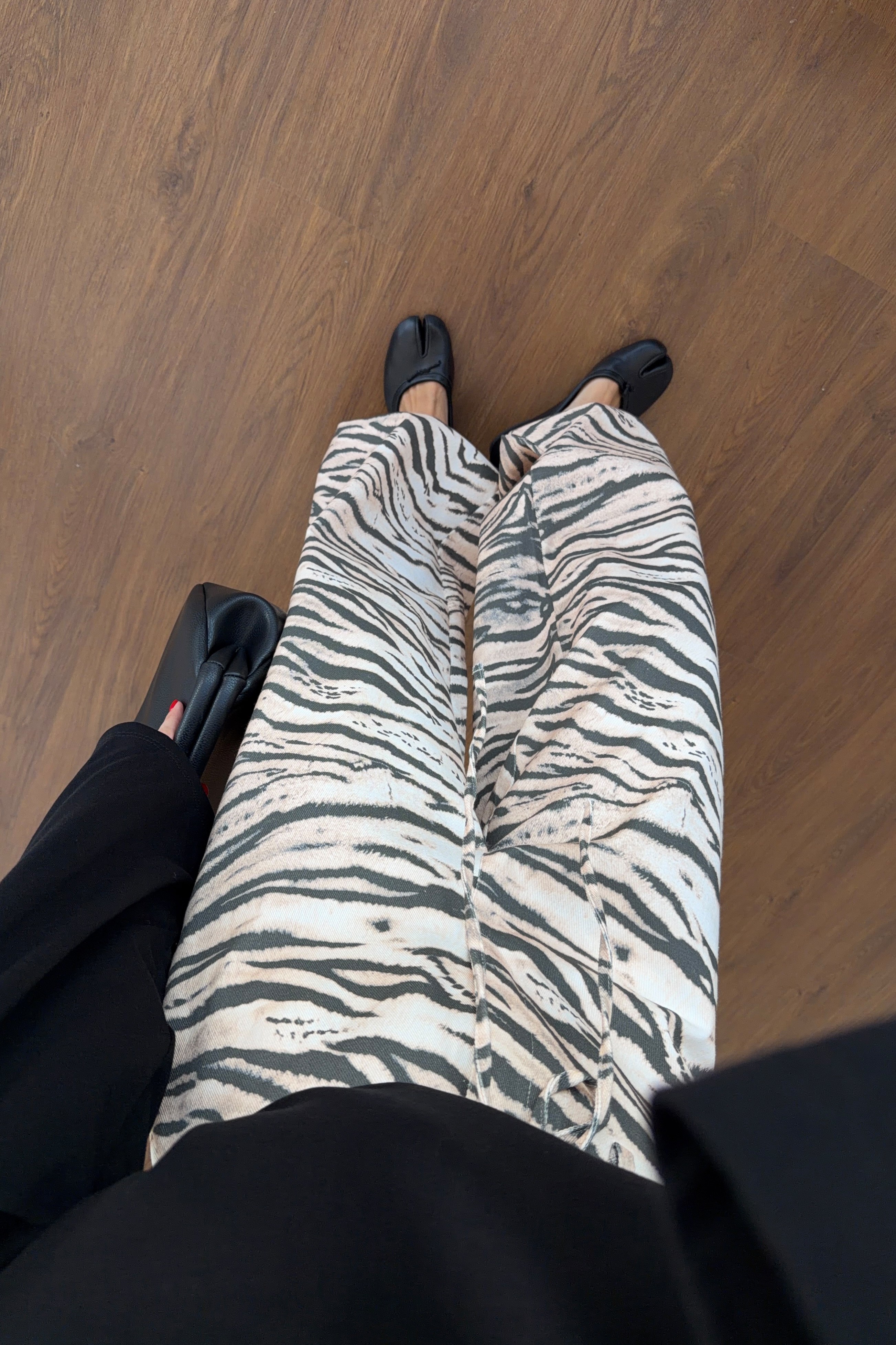 Zebra Desen Paça Büzgülü Gabardin Pantolon