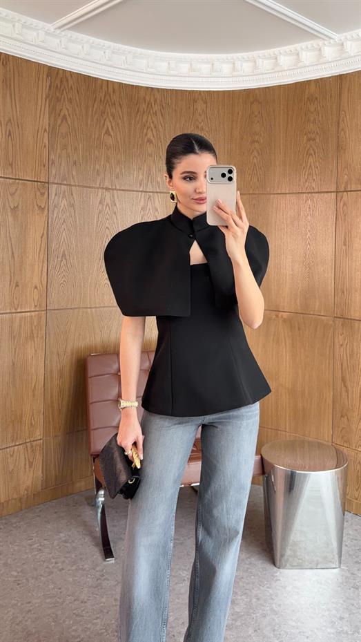 2 Parçalı Siyah Bluz(13 Şubatta Kargolanacaktır,Ön Sipariştir.)