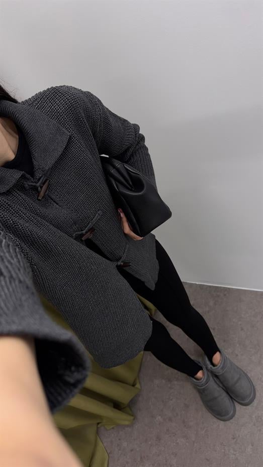 3 Düğmeli Antrasit Hırka